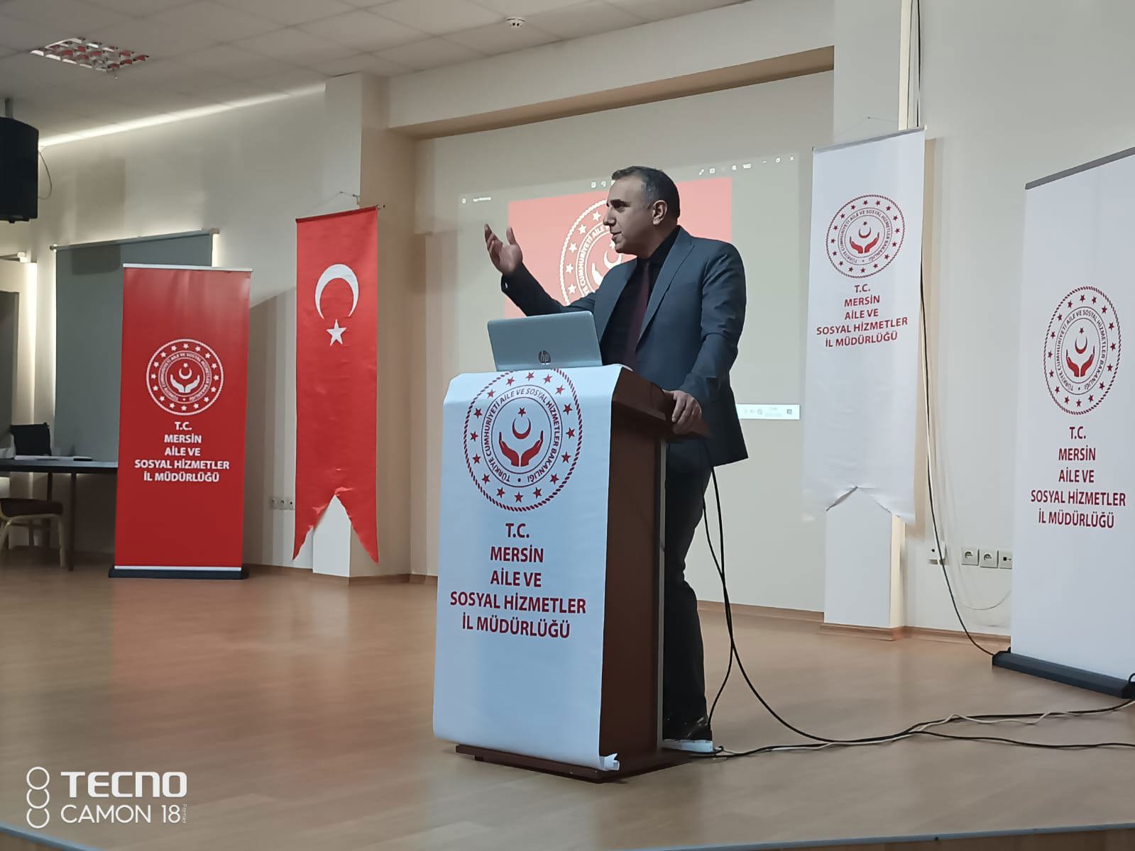 İlimizde göreve yeni başlayan personele yönelik organize edilen oryantasyon eğitimimiz il müdürümüzün açılış konuşmasıyla başladı.  - fotoğraf 2