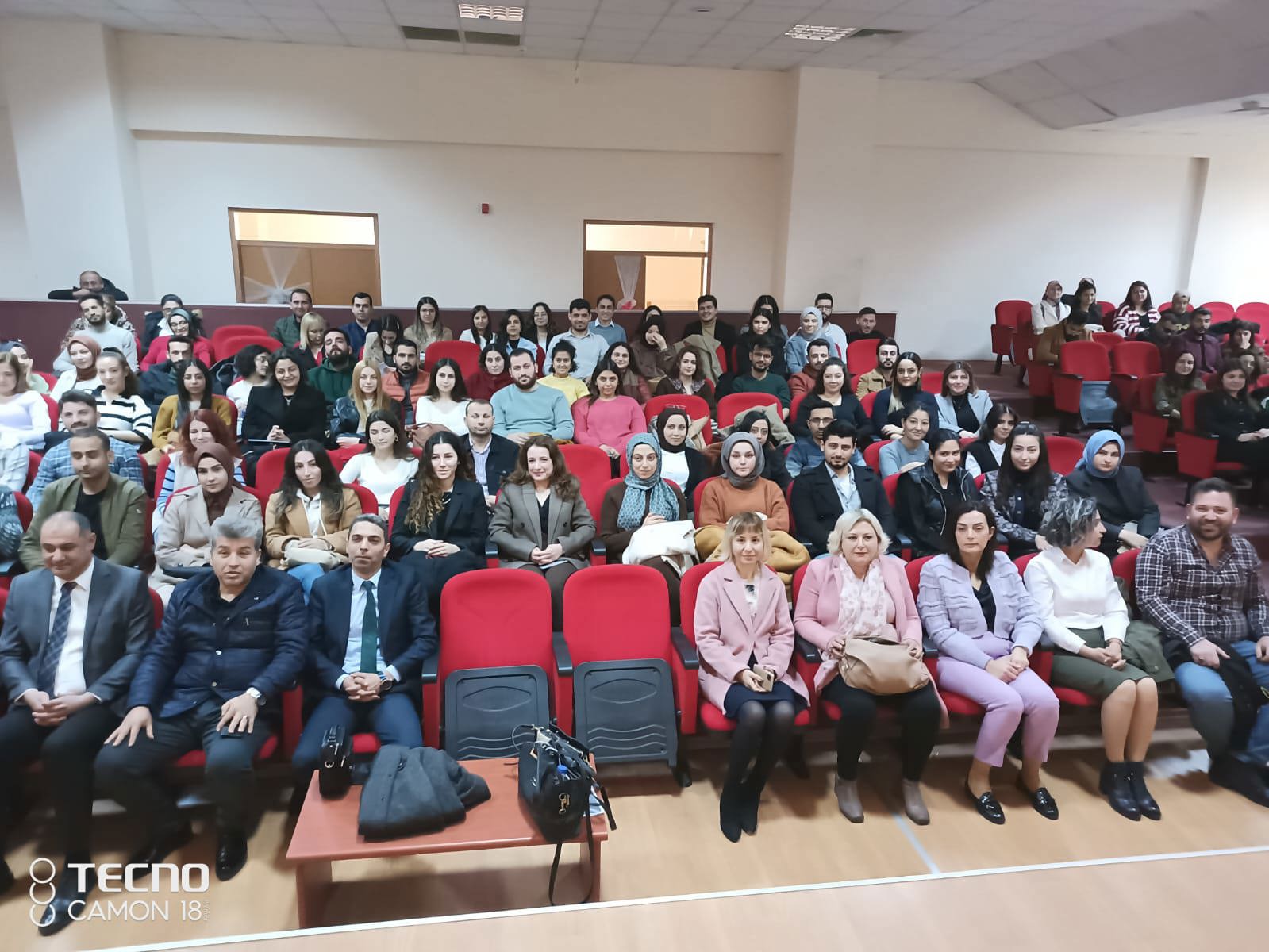 Bakanlığımız  koordinasyonunda,ilimizde göreve yeni başlayan personele yönelik, oryantasyon eğitimimizi tamamlayarak büyük ailemizin yeni üyelerine katılım belgelerini takdim ettik. - fotoğraf 4