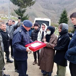 Kıbrıs Gazimiz Necdet ÖNEL  Son Yolculuğuna Uğurlandı - fotoğraf 2