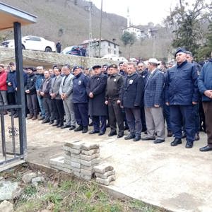 Kıbrıs Gazimiz Necdet ÖNEL  Son Yolculuğuna Uğurlandı - fotoğraf 3