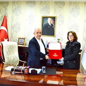 BAKANIMIZDAN EMEKLİ PERSONELLERİMİZE TEŞEKKÜR BELGESİ - fotoğraf 1