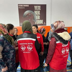  İlimizde de depremden etkilenen vatandaşlarımıza psikososyal destek ekibimizle destek oluyoruz - fotoğraf 2