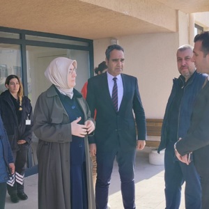 Milletvekilimiz Sayın Meliha AKYOL İlimize Gelen Depremzedeleri Ziyarette Bulundu - fotoğraf 4