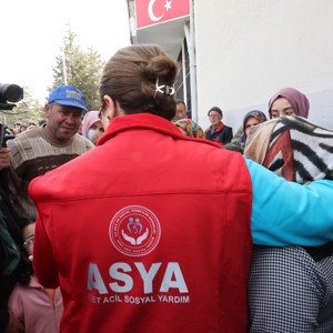 Aile ve Sosyal Hizmetler Bakanımız Derya Yanık Kahramanmaraş’ta Depremzedeleri Ziyaret Etti - fotoğraf 15