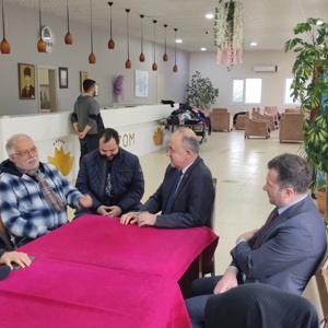Valimiz Sayın Muammer EROL İlimize Gelen Depremzedelere Ziyarette Bulundu - fotoğraf 7