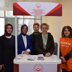 8 Mart Dünya Kadınlar Günü vesilesiyle Aile ve Sosyal Hizmetler İl Müdürlüğümüzce depremzede kadınlarımıza yönelik Moral Ziyaretleri gerçekleştirilmiştir - fotoğraf 7