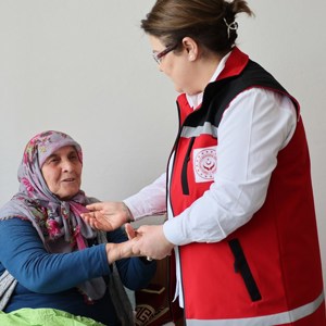 Bakanımız Derya Yanık Adıyaman'da Çadır Kentteki Kadın Kooperatifi İş Atölyesini Ziyaret Etti - fotoğraf 19