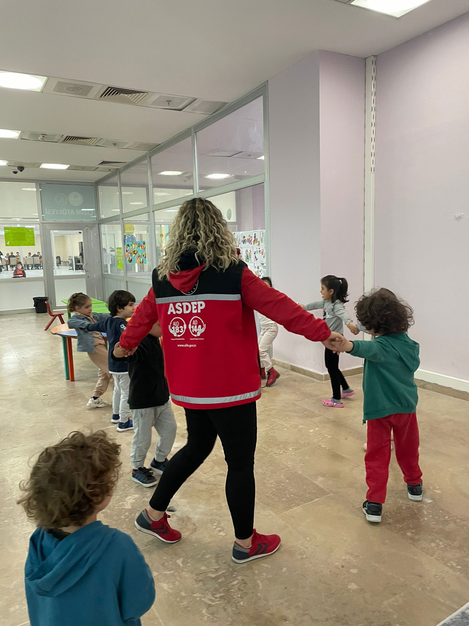 KYK'da misafir edilen depremden etkilenen çocuklarımızla dolu dolu geçen günlerimiz.  - fotoğraf 3