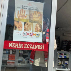 8 Mart Dünya Kadınlar Günü münasebetiyle #KadınaElKalkamaz afişlerimizi astık. - fotoğraf 4