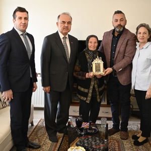 18 Mart Şehitleri Anma Günü Münasebetiyle Kıymetli Şehit Ailelerimiz Ziyaret Edildi - fotoğraf 1