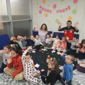 Depremzede çocuklarımıza yönelik psikososyal destek çalışmalarımız devam ediyor - fotoğraf 1