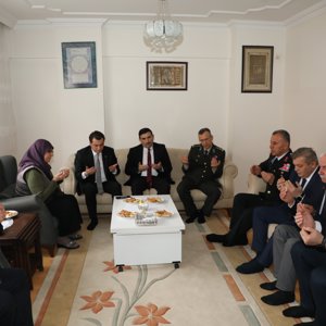 18 Mart Çanakkale Zaferi'nin 108. Yılı ve Şehitleri Anma Günümüz Kutlu Olsun - fotoğraf 11