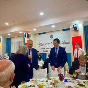 Valimiz Sayın Muammer EROL Şehit Aileleri Gazi ve Yakınları İle İftar Programında Bir Araya Geldi - fotoğraf 2