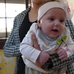 “Mucize Bebek” Bakanımız Derya Yanık Tarafından Annesine Teslim Edildi - fotoğraf 2