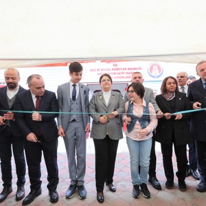 Bakanımız Derya Yanık Otizm Spektrum Bozukluğu Olan Bireylere Yönelik 2. Ulusal Eylem Planı'nı Açıkladı - fotoğraf 1