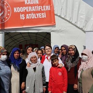 Aile ve Sosyal Hizmetler Bakanlığı Depremzede Kadınlar İçin İş Atölyeleri Kuruyor - fotoğraf 6