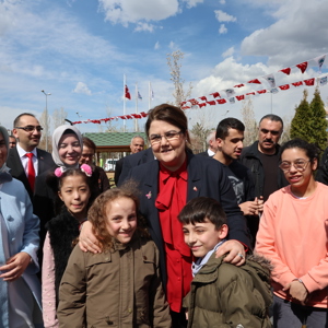Bakanımız Derya Yanık Kayseri’de Engelsiz Yaşam Bakım Rehabilitasyon ve Aile Danışma Merkezi’nin Açılışını Yaptı - fotoğraf 13