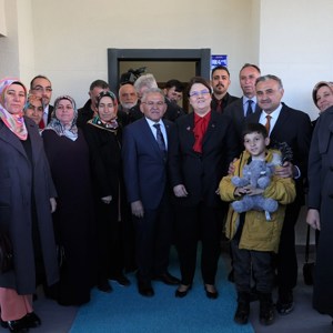 Minister Derya Yanık opened the Barrier-Free Living Care Rehabilitation and Family Counseling Center in Kayseri - fotoğraf 23