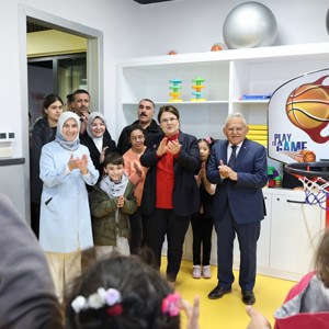 Minister Derya Yanık opened the Barrier-Free Living Care Rehabilitation and Family Counseling Center in Kayseri - fotoğraf 2