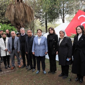 Bakanımız Derya Yanık Kahramanmaraş'ta Depremzedelerle İftarda Bir Araya Geldi - fotoğraf 19
