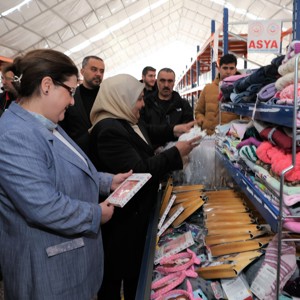 Bakanımız Derya Yanık Kahramanmaraş'ta Depremzedelerle İftarda Bir Araya Geldi - fotoğraf 22