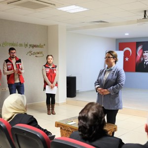 Minister Derya Yanık came together with earthquake survivors at the Iftar dinner in Kahramanmaraş - fotoğraf 10