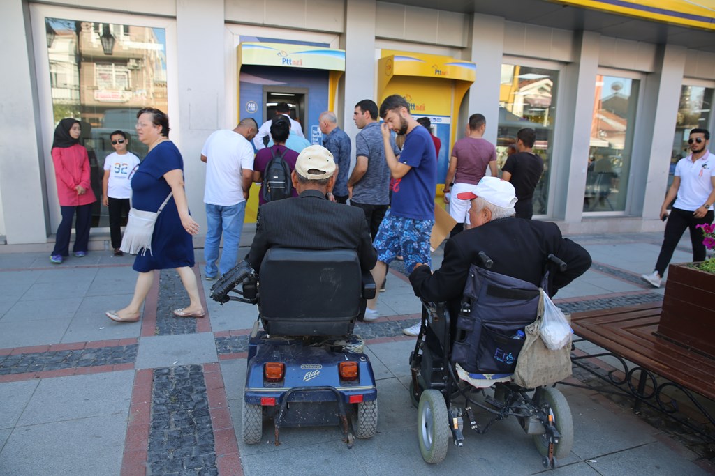 Minister Derya Yanık: "We deposited 2.7 billion TL in the accounts of the pension for persons with disabilities and older persons in April”