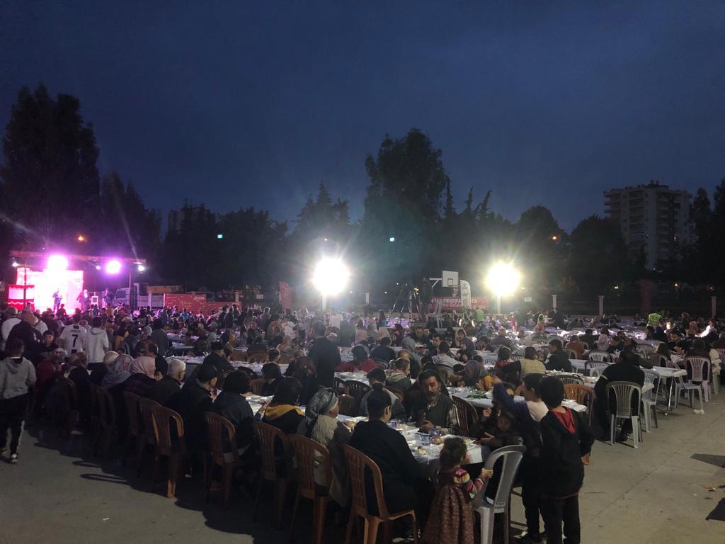 Ramazan ayının feyzini ve bereketini yaşadığımız bu güzel akşamda Roman vatandaşlarımızla iftar programında bir araya geldik.  - fotoğraf 3