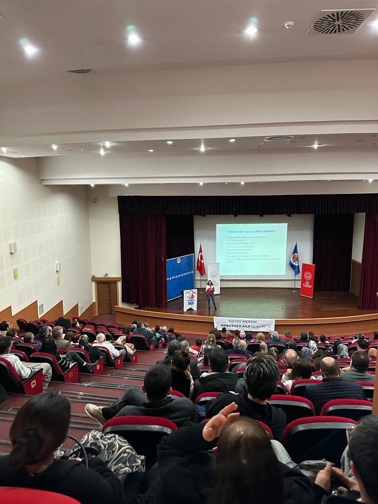 "Koruyucu Aile Tanıtım ve Ön Başvuru Alma" toplantısı, deneyimli koruyucu ailelerimizin de katılımı ile #KoruyucuAile birimimiz tarafından düzenlemeye tüm hızıyla devam ediyor.   📍TOROSLAR - fotoğraf 2