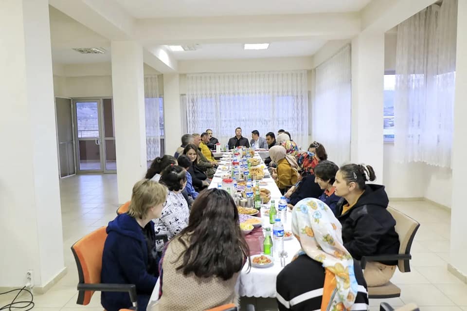 İl Müdürümüz Serdar Demirci, Engelsiz Yaşam Merkezi’nde kalan engelli bireylerimizin iftar sofralarının konuğu oldu.