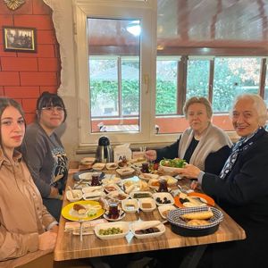 Nesiller Buluşuyor Projesi Kapsamında Çocuklarımız ve Yaşlılarımız Bir Araya Geldi - fotoğraf 4