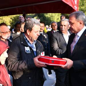 ŞEHİT PİYADE UZMAN ÇAVUŞ YUNUS ÖZTÜRK BALIKESİR'DE TOPRAĞA VERİLDİ - fotoğraf 1