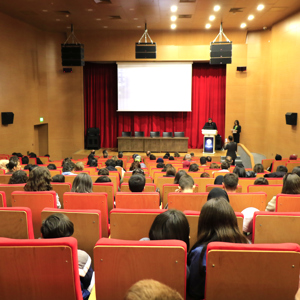 10-16 Mayıs Engelliler Haftası Programları Erzincan Binali Yıldırım Üniversitesindeki Konferans İle Başladı. - fotoğraf 2