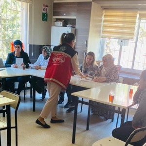 #ToroslarSHM,Kız İlk Kabul Müdahale ve Değerlendirme Birimi personeline''Öfke ile Baş Etme Yöntemleri, Etkili İletişim ve Problem Çözme Becerileri'' konularında eğitim verdi. - fotoğraf 1