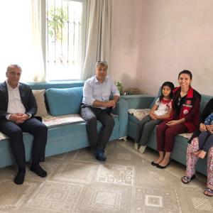 #Toroslar İlçemizde ikamet eden Akasya ve Çiftçi ailelerimizin, İl müdürümüz ve Toroslar Sosyal Hizmet Merkezi Müdürümüz ile konuğu olduk.  - fotoğraf 1