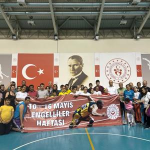 #EngellilerHaftası'nda yapılan spor etkinliklerinde özel bireylerimiz hem eğlendi hem de yeteneklerini ortaya koydu. - fotoğraf 4