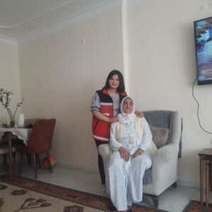 #ErdemliSHM, vatan uğruna gözünü kırpmadan canını veren aziz şehitlerimizin baş tacı annelerini ziyaret ederek #AnnelerGünü'nü kutladı.  - fotoğraf 1