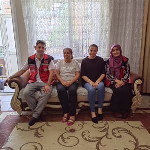 Vatandaşlarımızı sosyal yardım ve sosyal hizmet modellerimizden yararlandırmak,gerektiğinde diğer kamu hizmetlerinden faydalanmalarını sağlamak için hane ziyaretlerimizi aralıksız sürdürüyoruz.  - fotoğraf 2