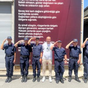 Nihat Sözmen Engelli Bakım Merkezinde kalan özel bireylerimize,il jandarma komutanlığının hazırladığı temsili askerlik törenine katıldık.Özel askerlerimizle gurur duyduk.🇹🇷  - fotoğraf 3