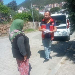 Vatandaşlarımızı sosyal yardım ve sosyal hizmet modellerimizden yararlandırmak,gerektiğinde diğer kamu hizmetlerinden faydalanmalarını sağlamak için hane ziyaretlerimizi aralıksız sürdürüyoruz.  📍 Anamur - fotoğraf 2