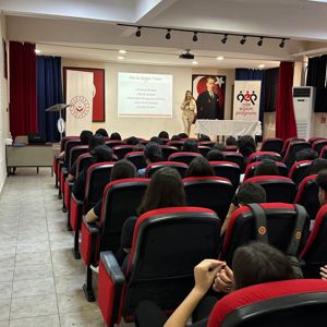 #YenişehirSHM, Hacı Sabancı Anadolu Lisesi öğrencilerine yönelik  ''6284 Sayılı Kanun, Kadına Yönelik Şiddetle Mücadele ve Erken Yaşta ve Zorla Evlilikle Mücadele'' konularında eğitim vermiştir. - fotoğraf 3
