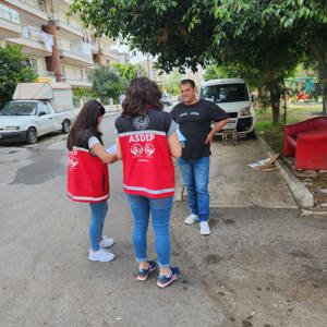 Vatandaşlarımızın yaşam koşullarının iyileştirilmesi ve ihtiyaç duydukları sosyal hizmet ve sosyal yardım müdahalesi için #UlusalHaneZiyaretleri'ne devam ediyoruz.  #ASDEPHerYerde  📍Mezitli - fotoğraf 1