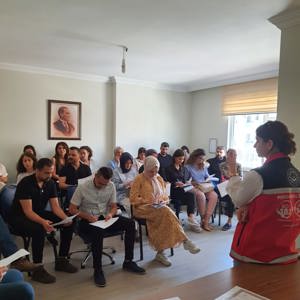 Afetten etkilenen vatandaşlarımıza hizmet eden #PsikoSosyalDestek ekiplerimize 'Çalışana Destek Uygulaması'na devam ediyoruz. #AnamurSHM, #MutSHM ve #SilifkeSHM Psikososyal destek ekiplerimizleyiz. - fotoğraf 2
