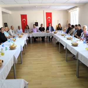 Kemah Huzurevimizdeki Kıymetli Büyüklerimize Ziyaret. - fotoğraf 2