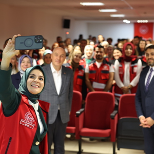 Aile ve Sosyal Hizmetler Bakanımız Mahinur Özdemir Göktaş, İlk Ziyaretini Kahramanmaraş'a Yaptı - fotoğraf 15