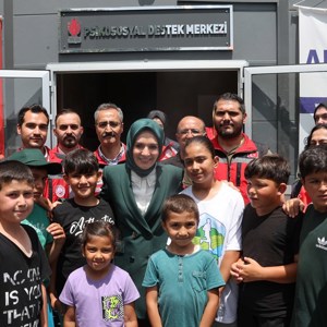 Aile ve Sosyal Hizmetler Bakanımız Mahinur Özdemir Göktaş, İlk Ziyaretini Kahramanmaraş'a Yaptı - fotoğraf 24