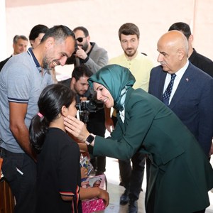 Aile ve Sosyal Hizmetler Bakanımız Mahinur Özdemir Göktaş, İlk Ziyaretini Kahramanmaraş'a Yaptı - fotoğraf 6