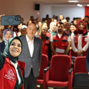 Aile ve Sosyal Hizmetler Bakanımız Mahinur Özdemir Göktaş, İlk Ziyaretini Kahramanmaraş'a Yaptı - fotoğraf 15