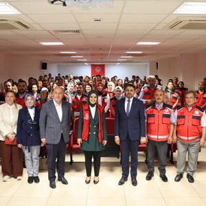 Aile ve Sosyal Hizmetler Bakanımız Mahinur Özdemir Göktaş, İlk Ziyaretini Kahramanmaraş'a Yaptı - fotoğraf 16