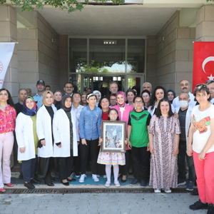 Bakanımız Göktaş, Saray Engelsiz Yaşam Bakım ve Rehabilitasyon Merkezi Sakinleriyle Kahvaltıda Bir Araya Geldi - fotoğraf 8